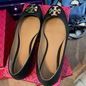 Tory Burch flat size 8